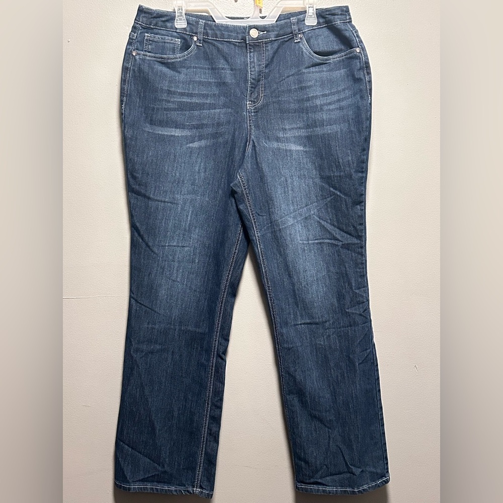 Christopher & Banks Denim Blue Jeans w/Embellished Back Pockets Woman’s Size 16